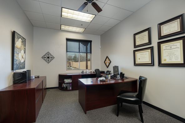 2705 Rabbitbrush Dr, Farmington, NM 87402